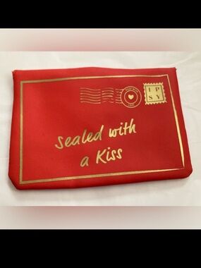 NWOT IPSY LOVE LETTER Cosmetic case Red orange gold lettering